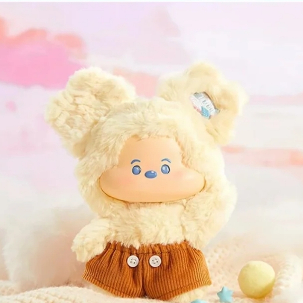 MINISO Disney Mickey Head in‎ The Clouds Vinyl Plush Pendant- Long Track - NIB